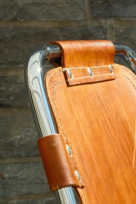 Chair Les Arcs Charlotte Perriand – Vintage patinated leather from the 60s/70s