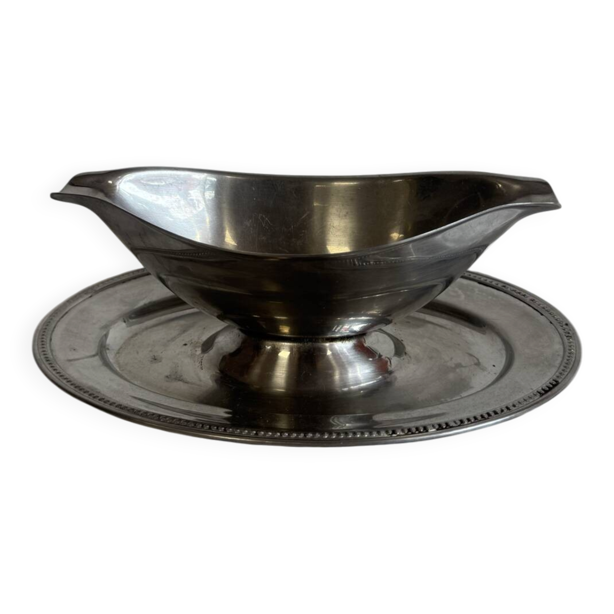 Metal sauceboat