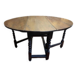 18th century English Gateleg dining table