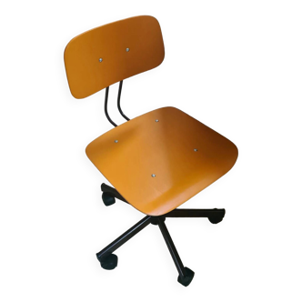 Adjustable office chair from the 70s