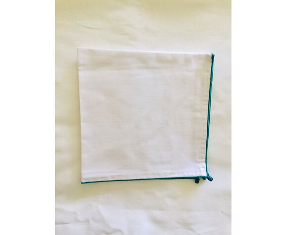 Hand-embroidered cotton napkins