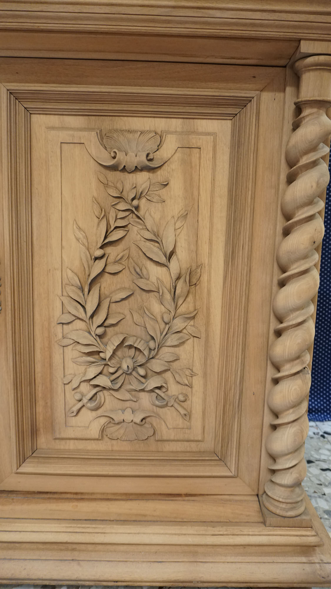 Library showcase carved wood