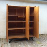 Compass foot cabinet