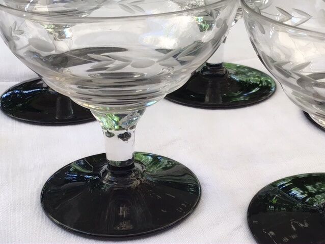 Ensemble  de 7 coupes 1930