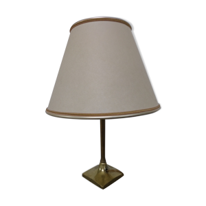 Lampe en bronze signé