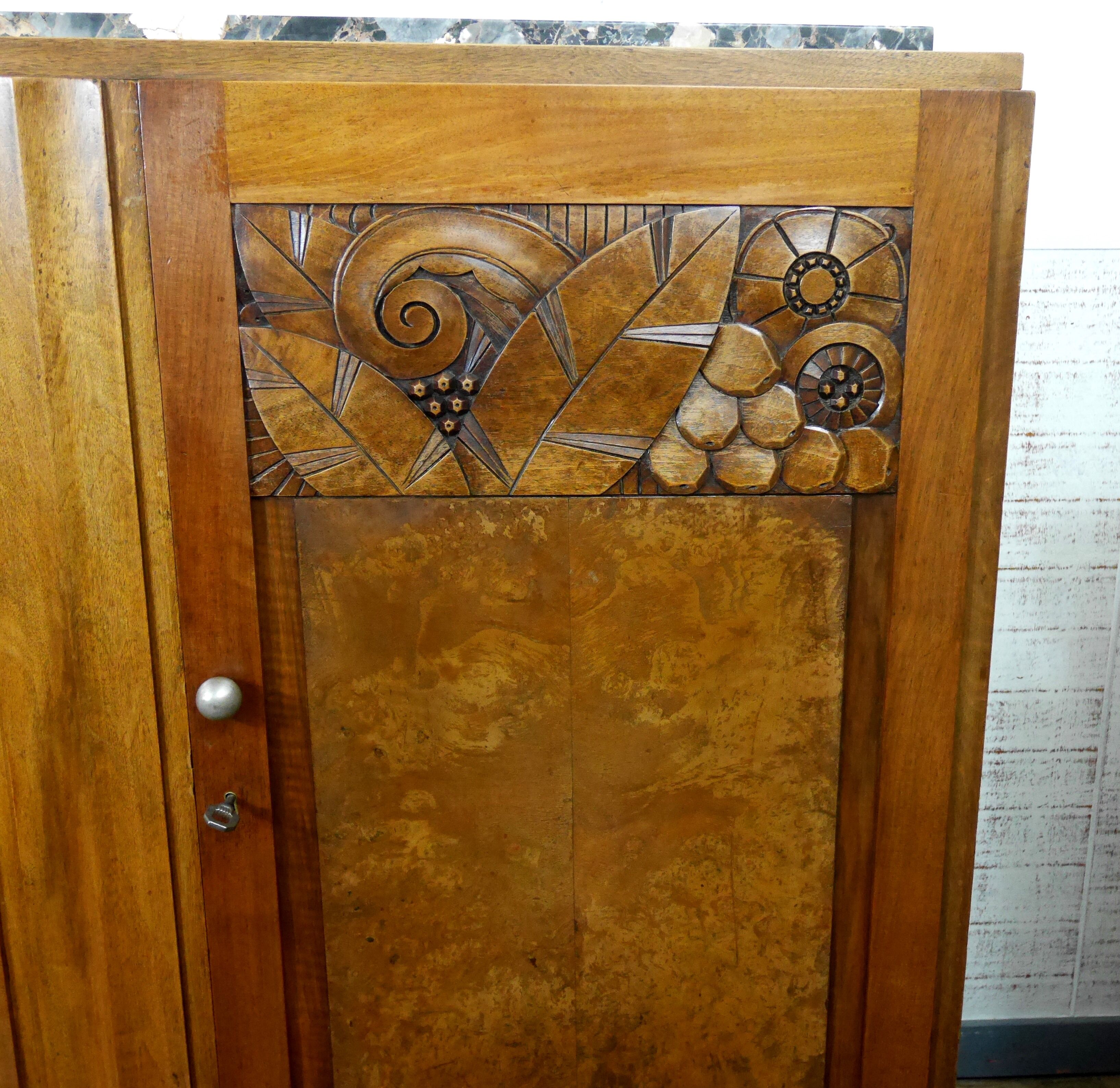 Sideboard art deco 1930 walnut floral pattern