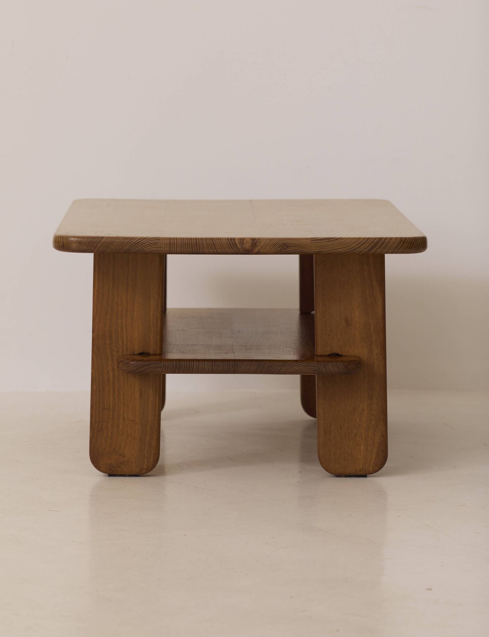 Table basse en Orme Massif par Alain Gaubert vintage Circa 1980