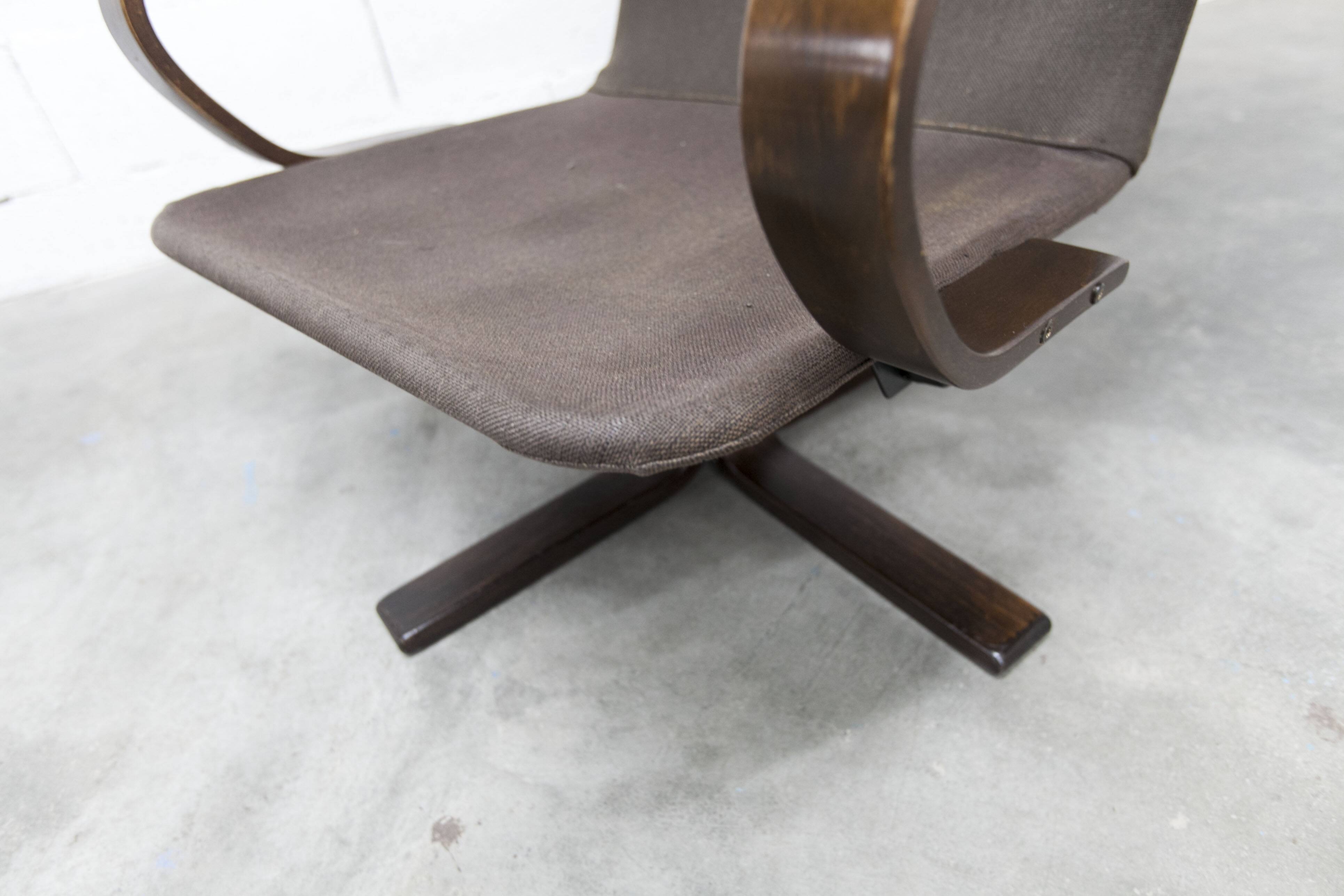 Scandinavian armchair 1970 curved laminated wood leather seat