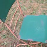 Mid century distressed painted iron garden table and 2 chairs, 1960s