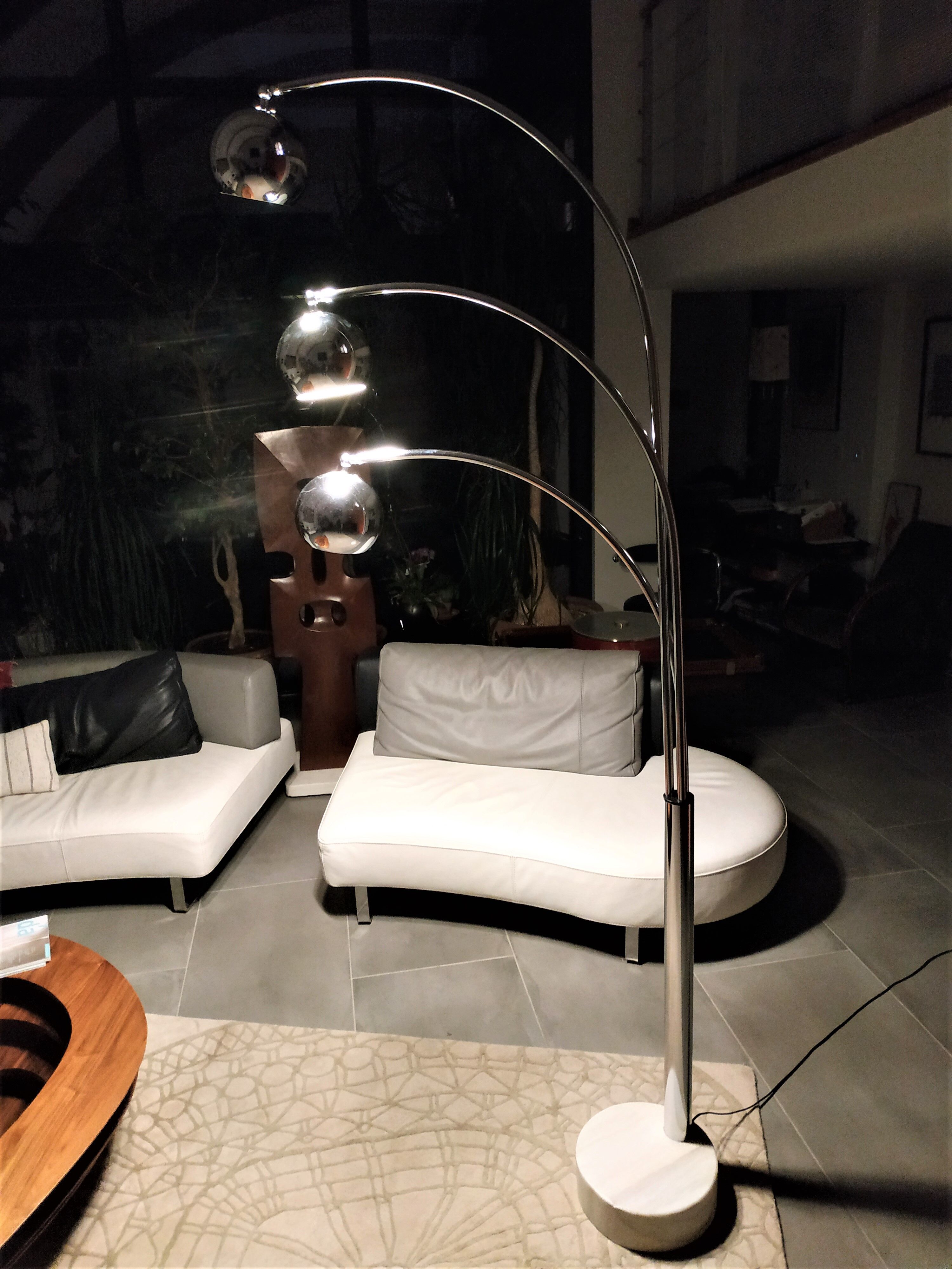 Floor lamp Chromed thrush three branches very 70s by Goffredo Reggiani