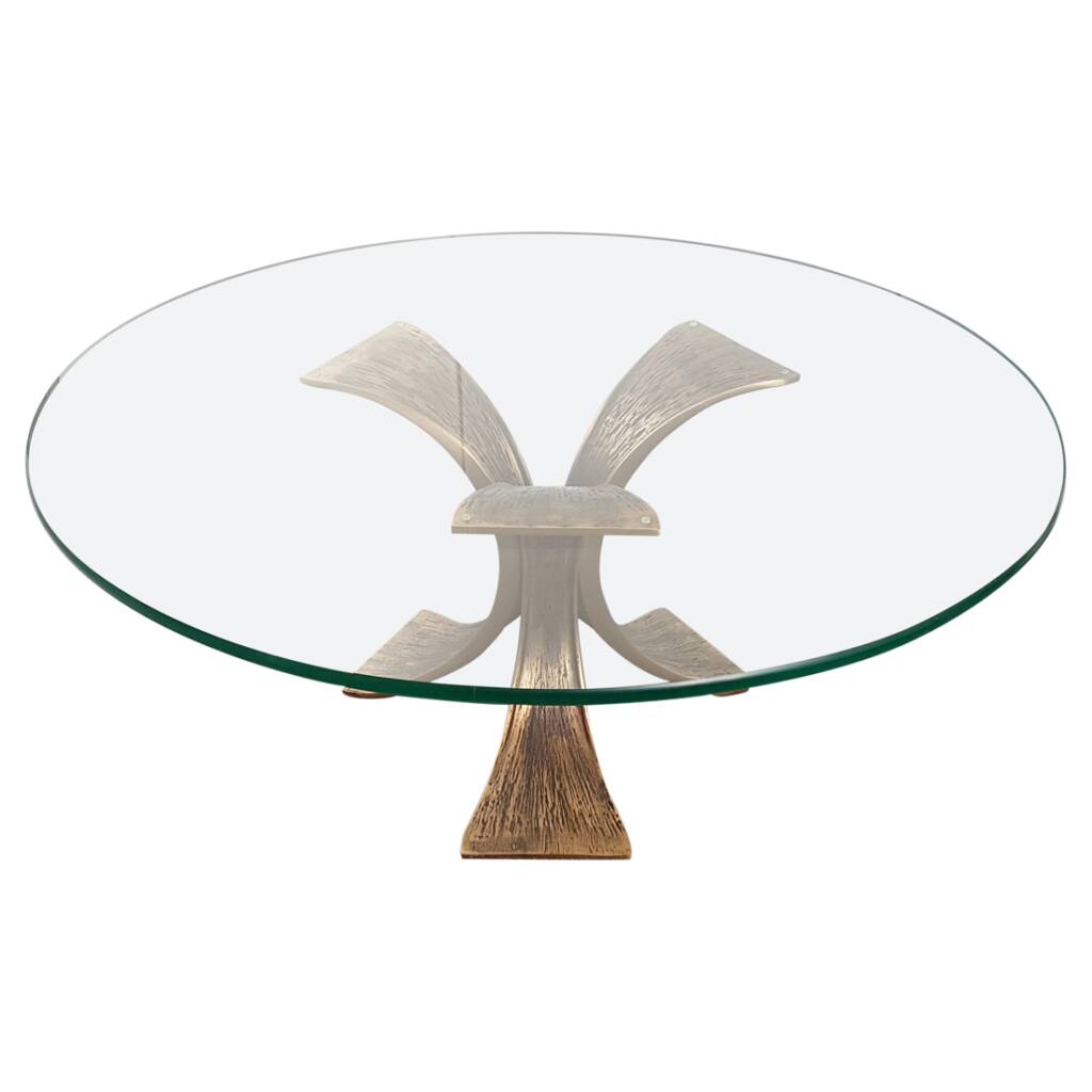 Vintage brutalist coffee table in bronze from the 1960s.