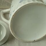 Coffee maker pouring porcelain twisted decot blueberry barbel