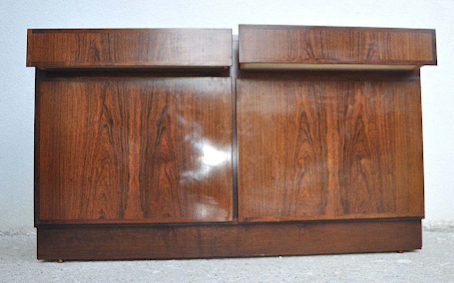 Rosewood cabinet