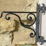 Corner stem
