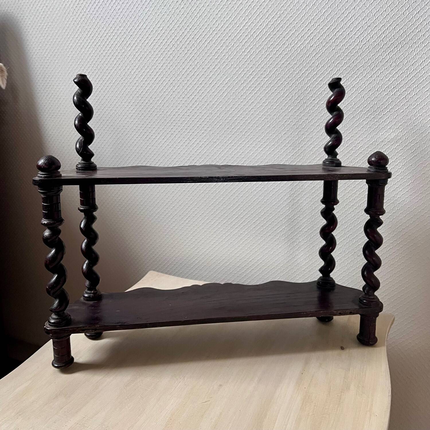 Small NAPOLEON III wooden wall shelf turns
