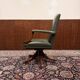 Chaise de président anglaise verte