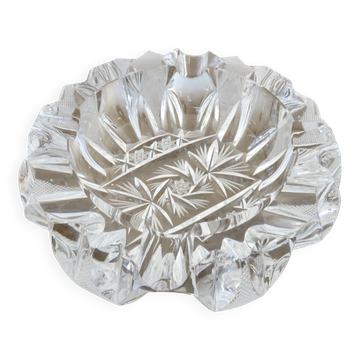 Impressive Bohemian crystal ashtray, crafted and engraved, 1950s.