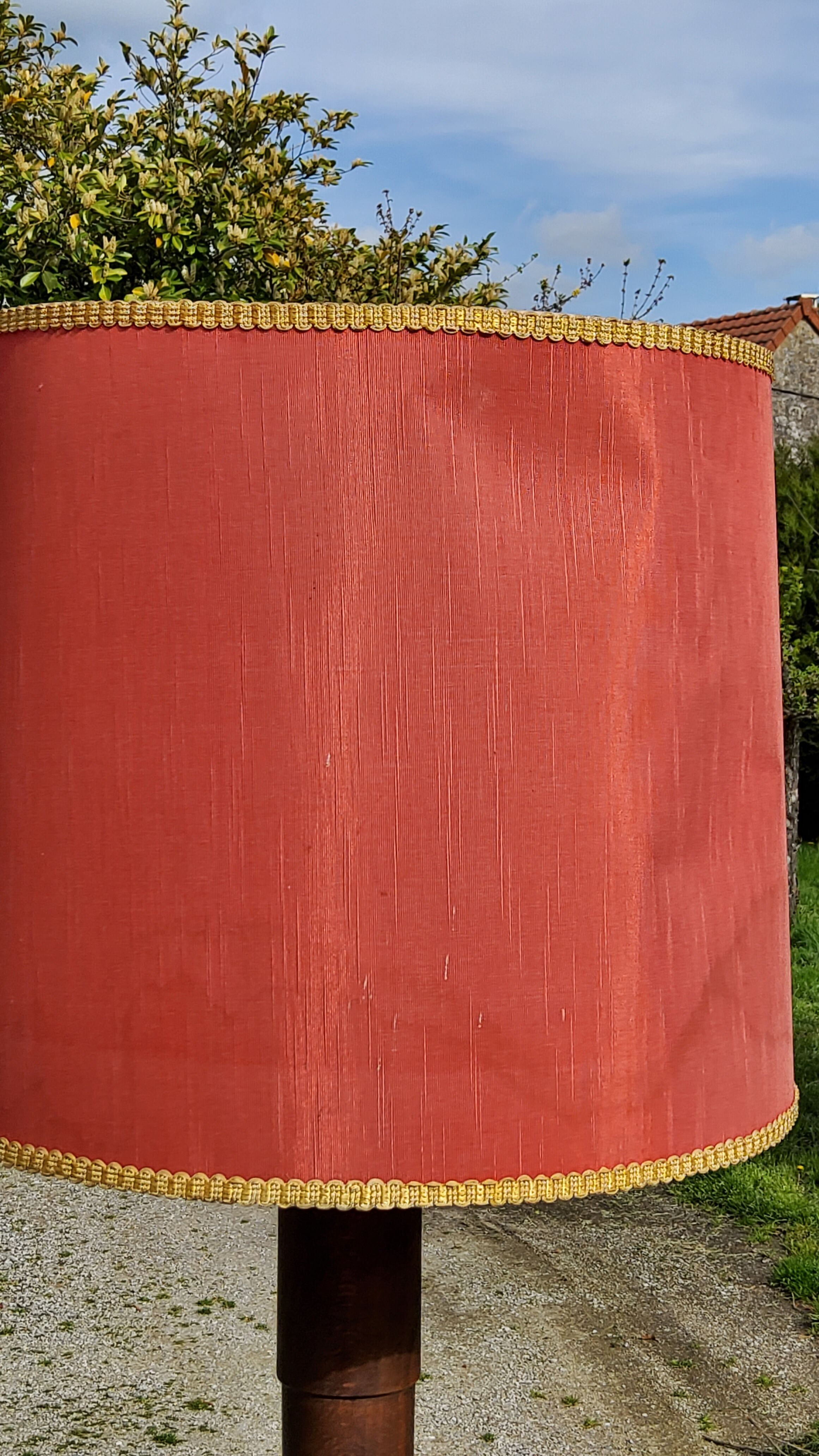 Floor lamp with shelf of the 40s/50s in beech lampshade red fabric