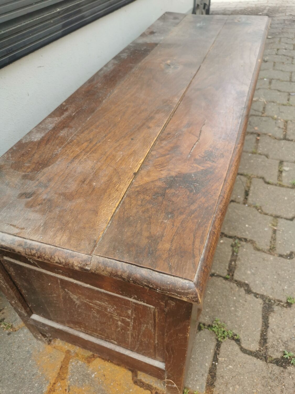Breton wooden chest diamond