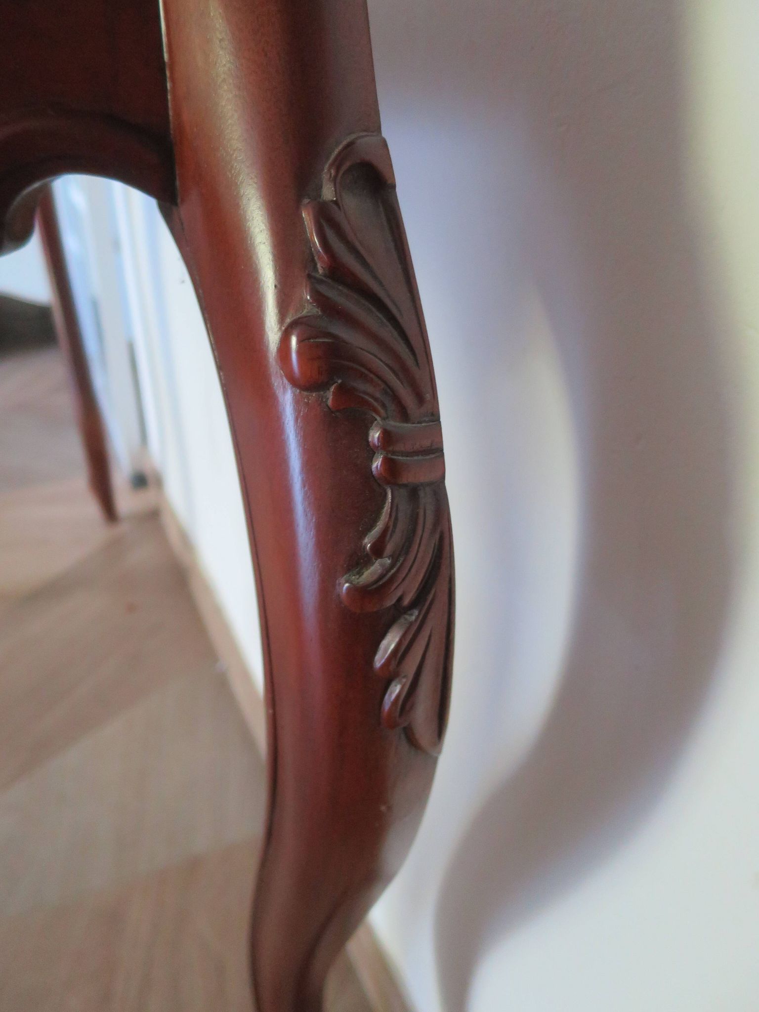 Console with curved legs - mahogany - Louis XV style - carved wood