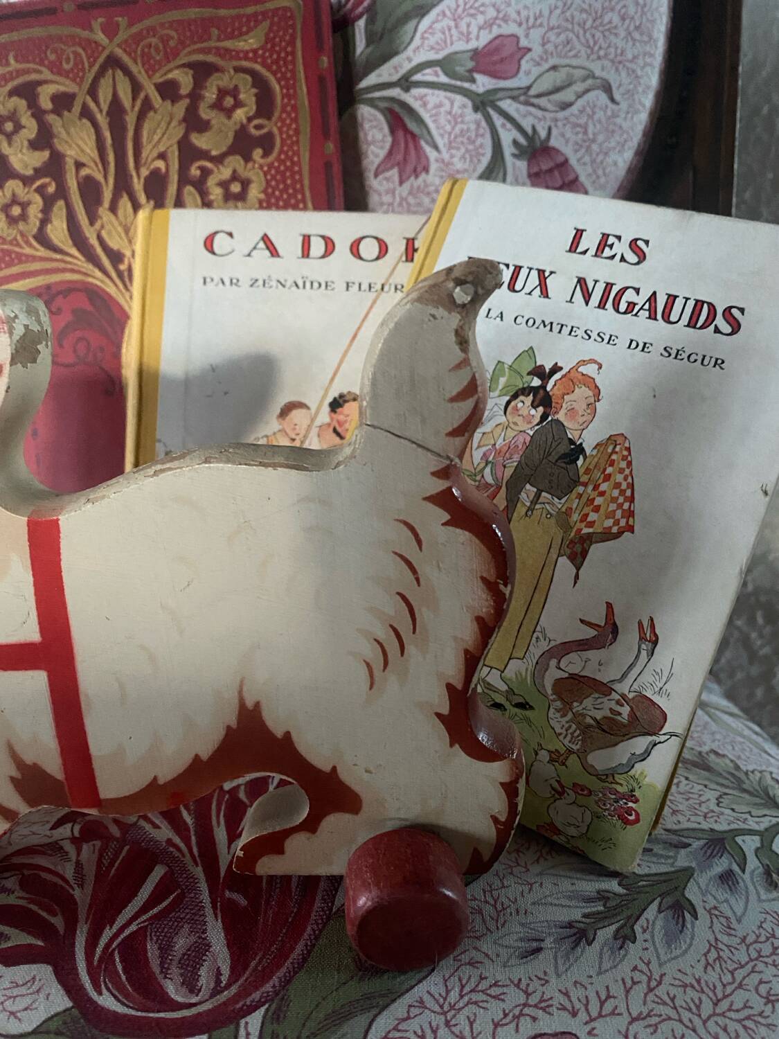 Small old wooden pull-along dog