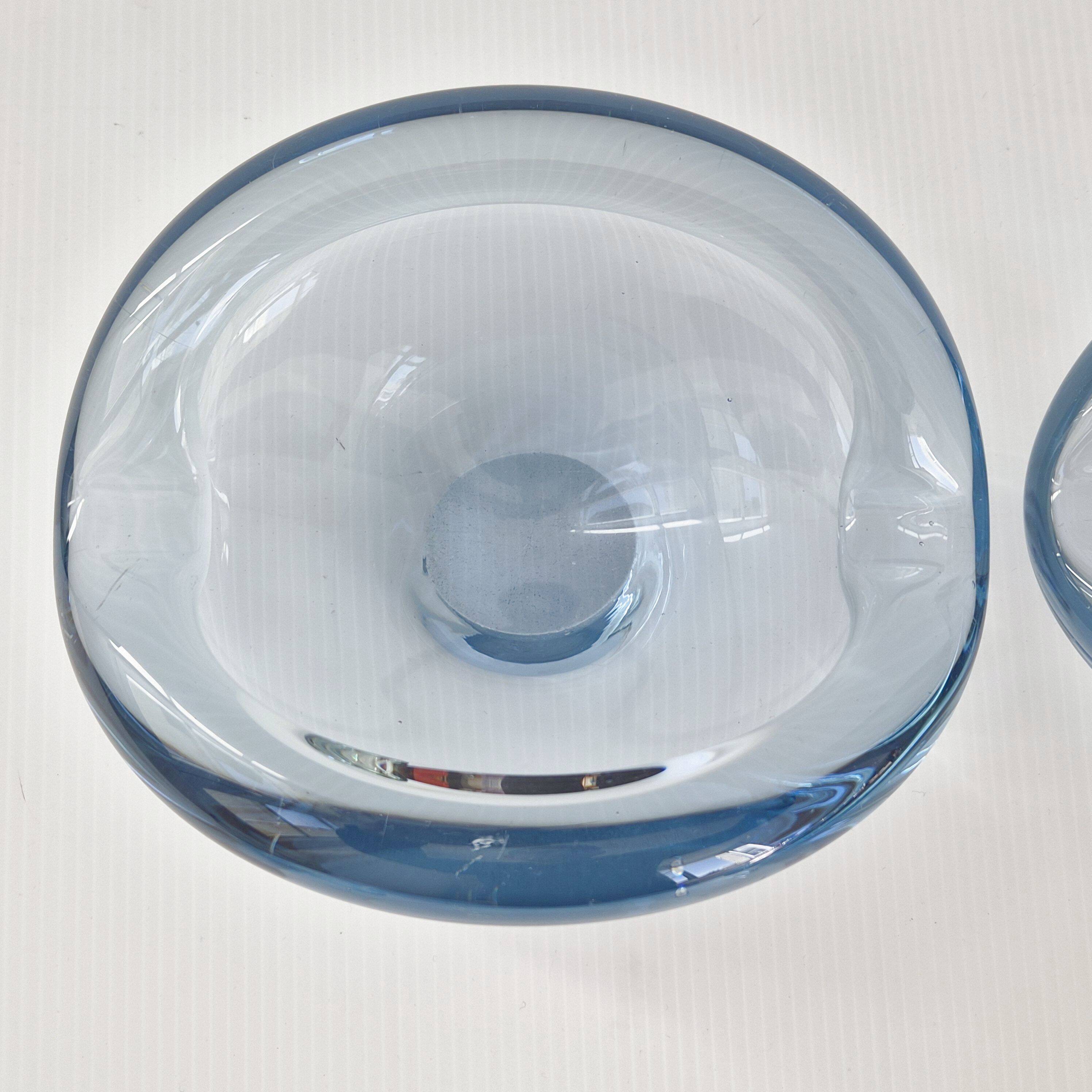 Set of 7 vintage Akva ashtrays by Per Lükten for Holmegaard 1950.