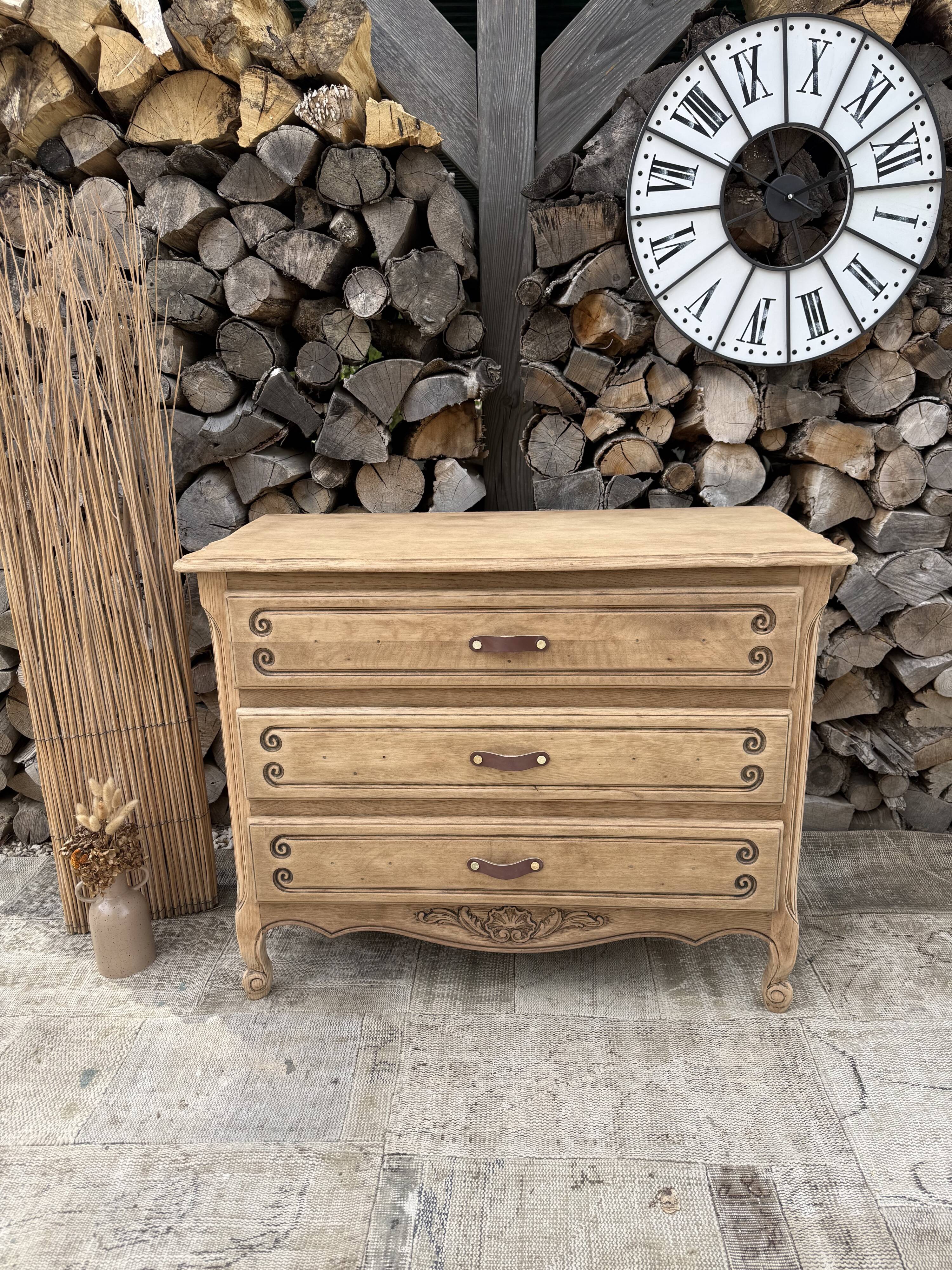 Commode bois rénovée