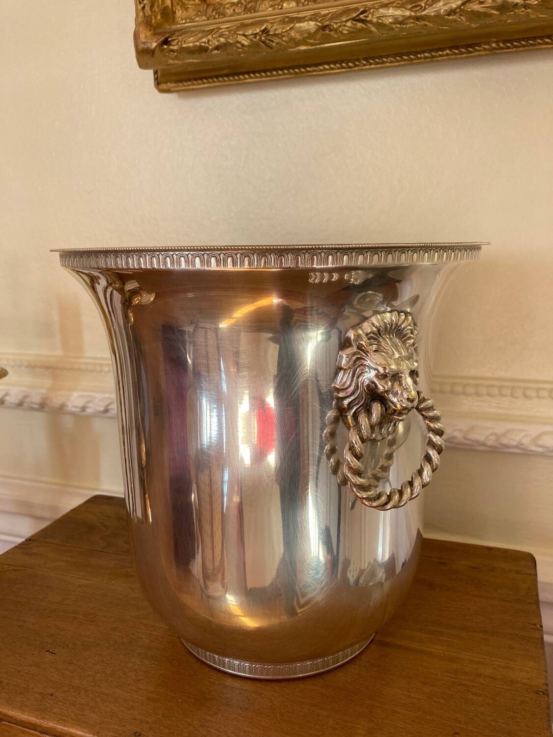 Champagne bucket with silver metal lion handles