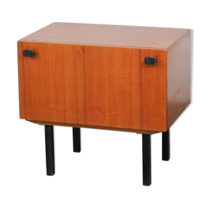 table de chevet moderniste