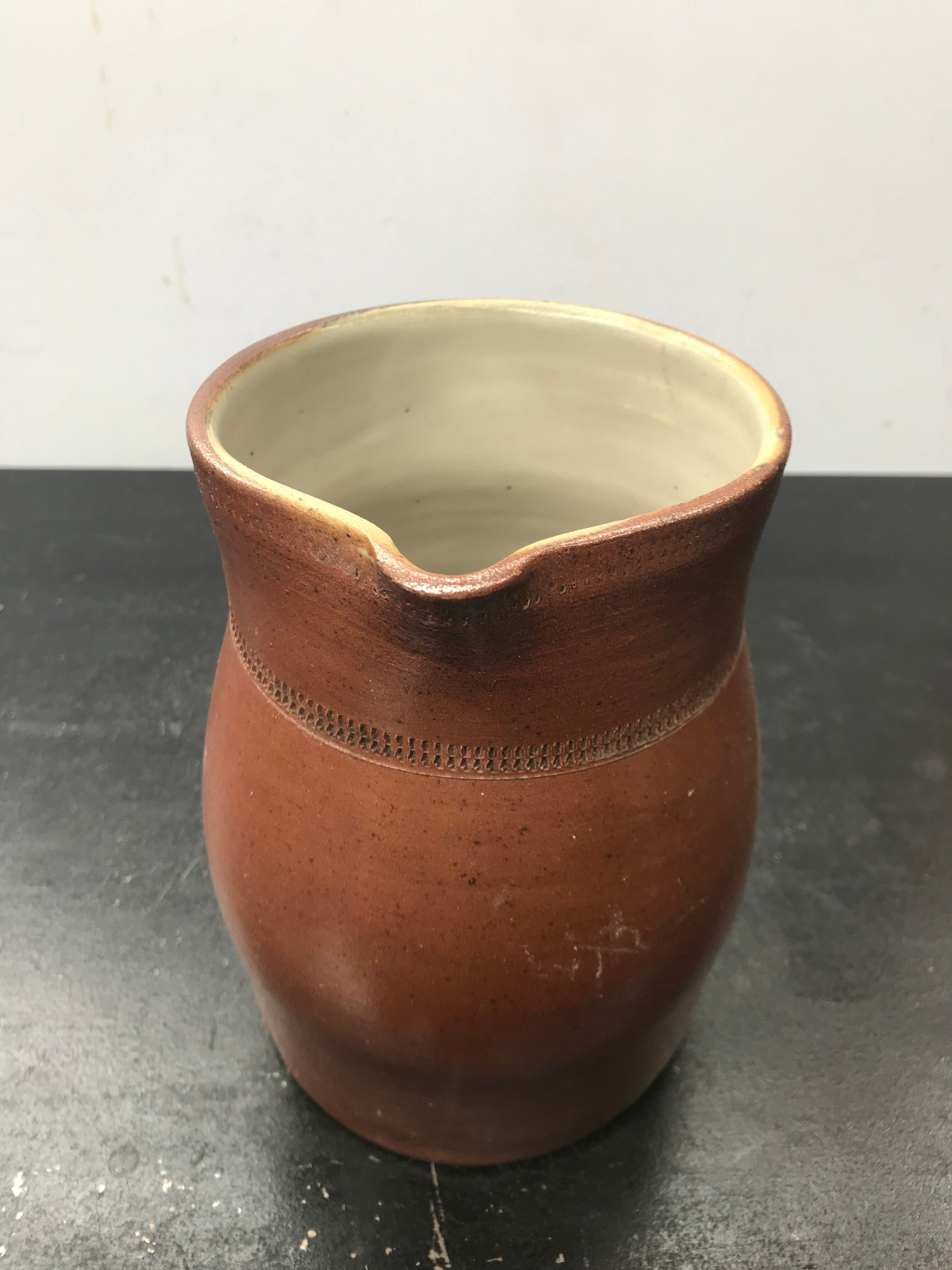Former pitcher brown sandstone interior white 70s vintage