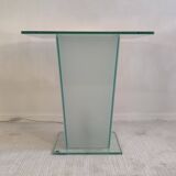 Marais International side table and light lamp