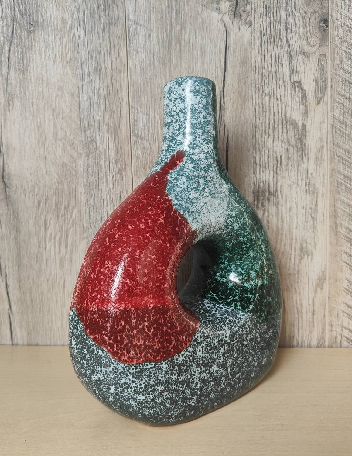 Tricolor handmade vase