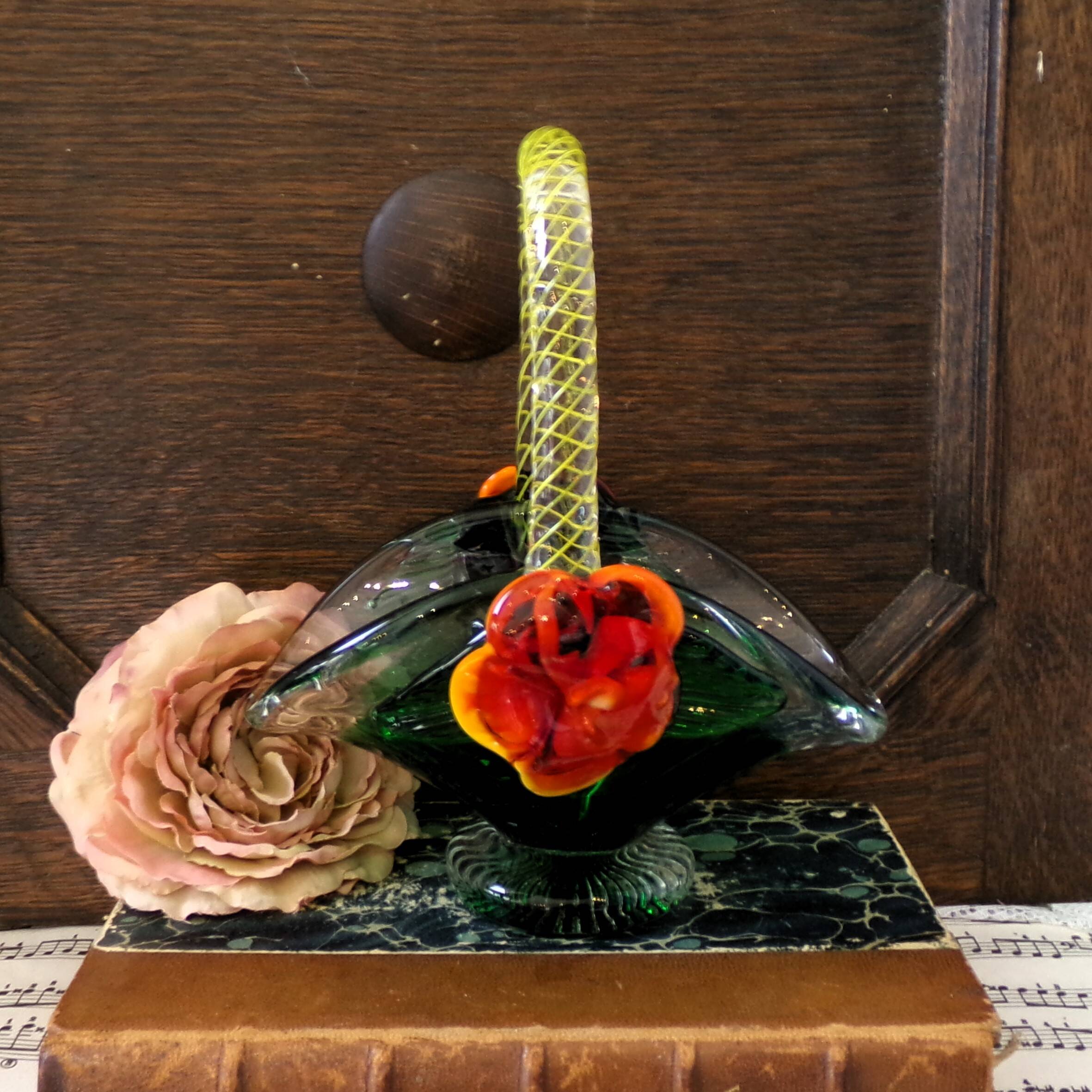 Green Murano glass basket/trinket dish