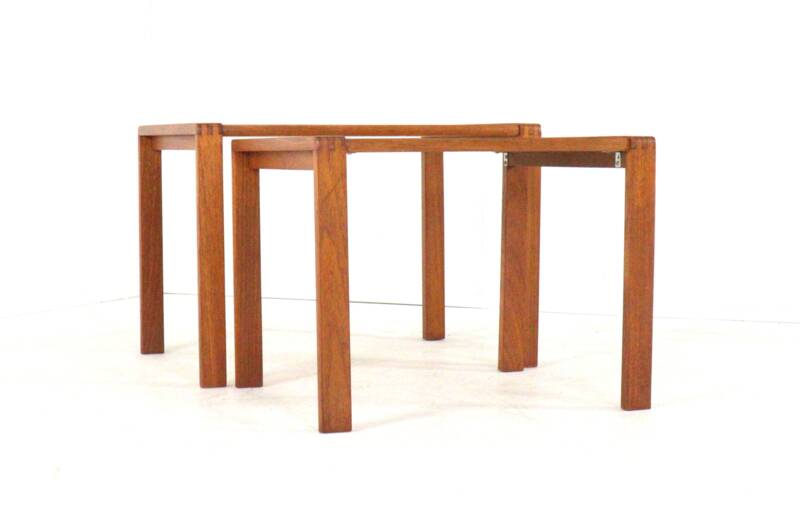 Ensemble de 2 tables gigognes - teck - design danois