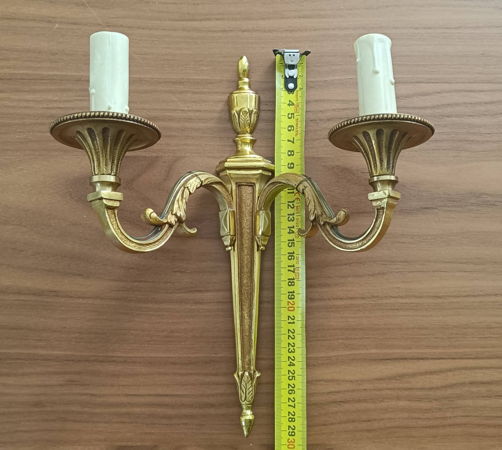 Pair of Louis XVI wall sconces in gilded bronze – Maison Lucien Gau
