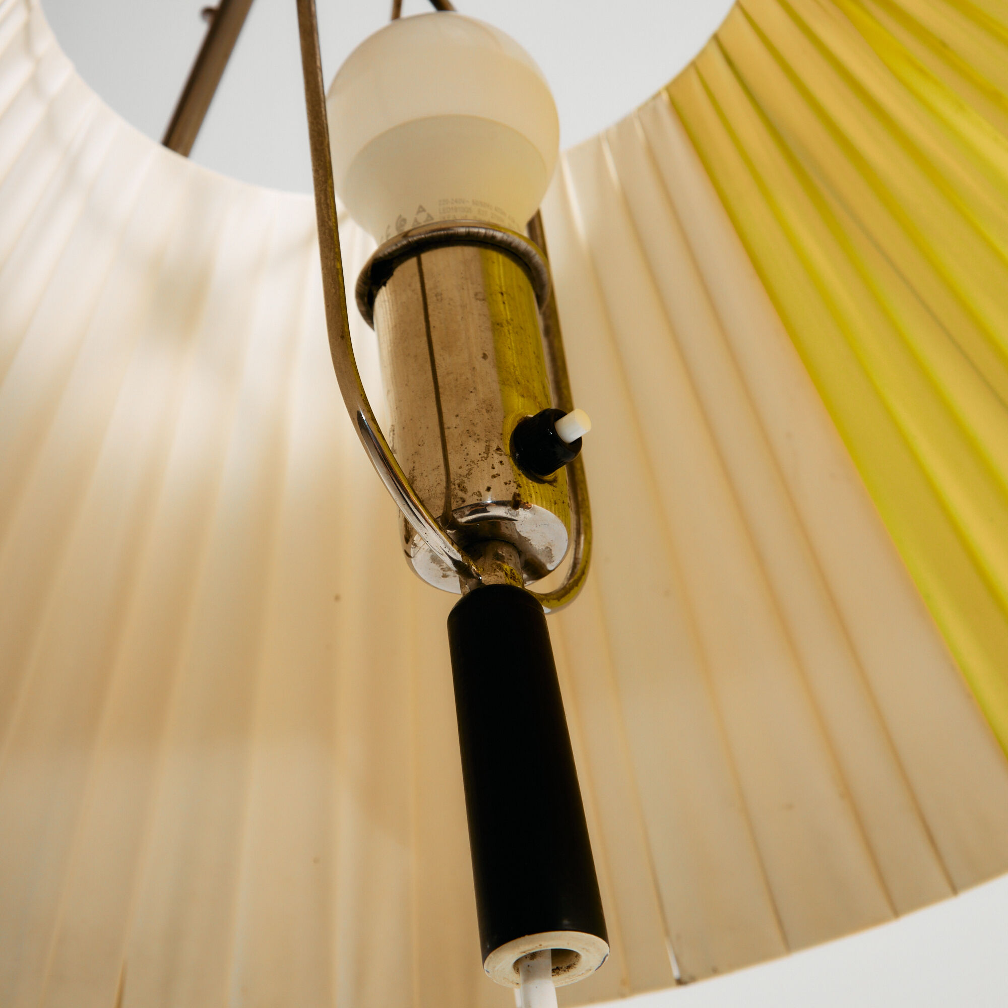 Metal floor lamp