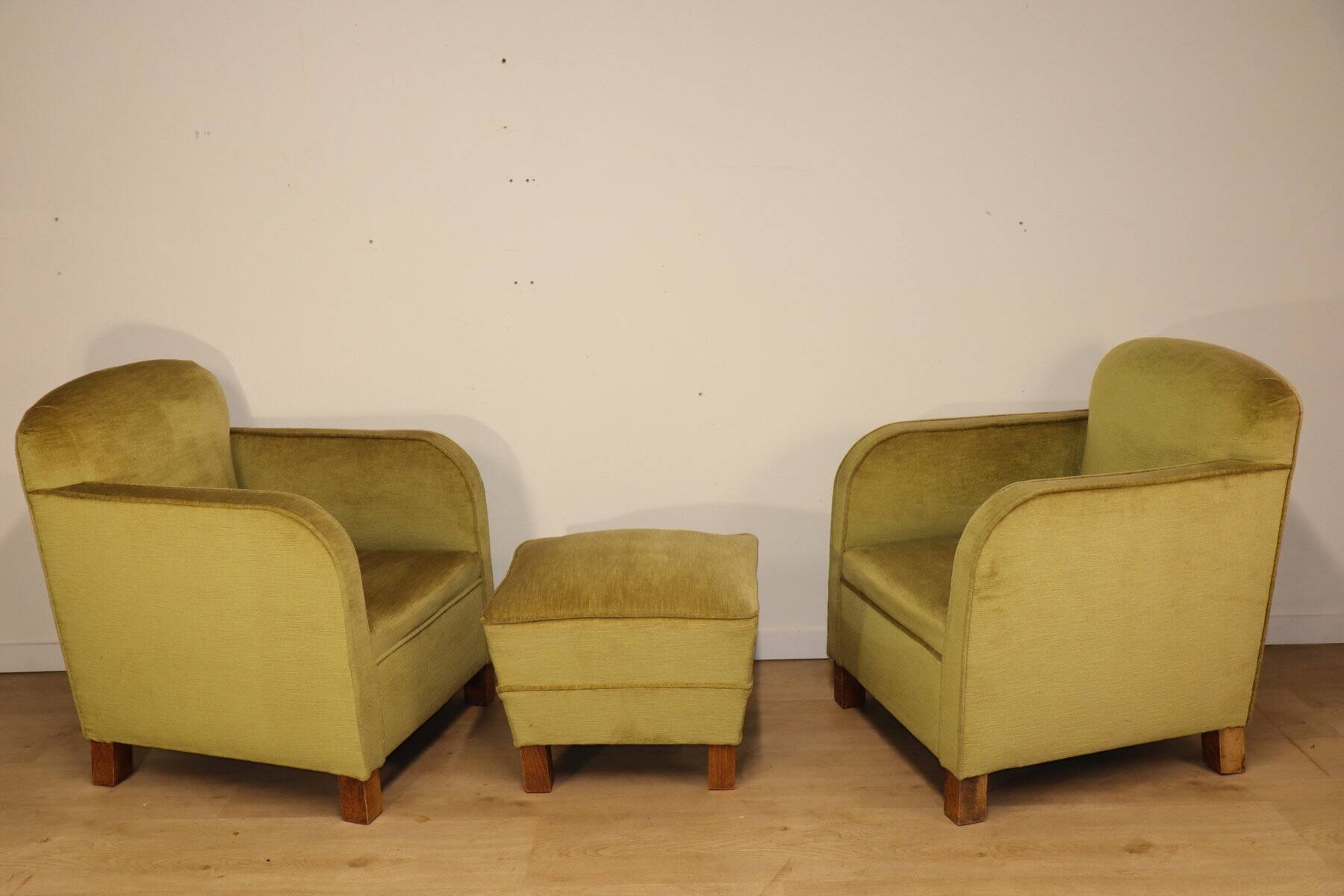 Pair of vintage velvet armchairs with footrest - 1950s
