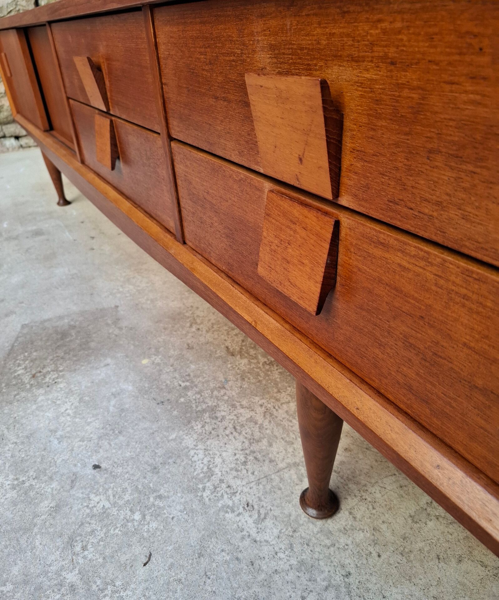 Low teak sideboard 200cm