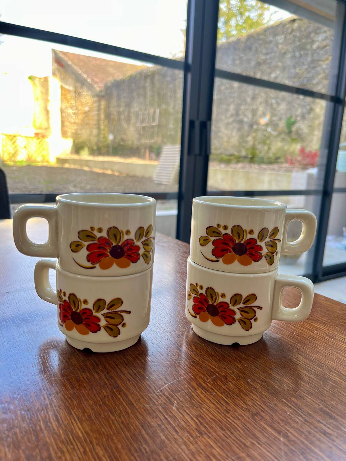 Service à thé en porcelaine