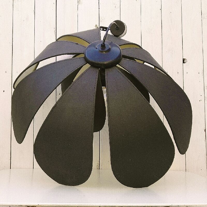 Chandelier flower