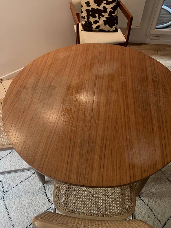 Vintage MDK extendable round table in teak, Scandinavian design from the 1960s.