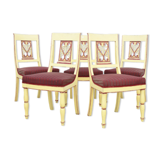Suite de 5 chaises de style directoire en bois peint