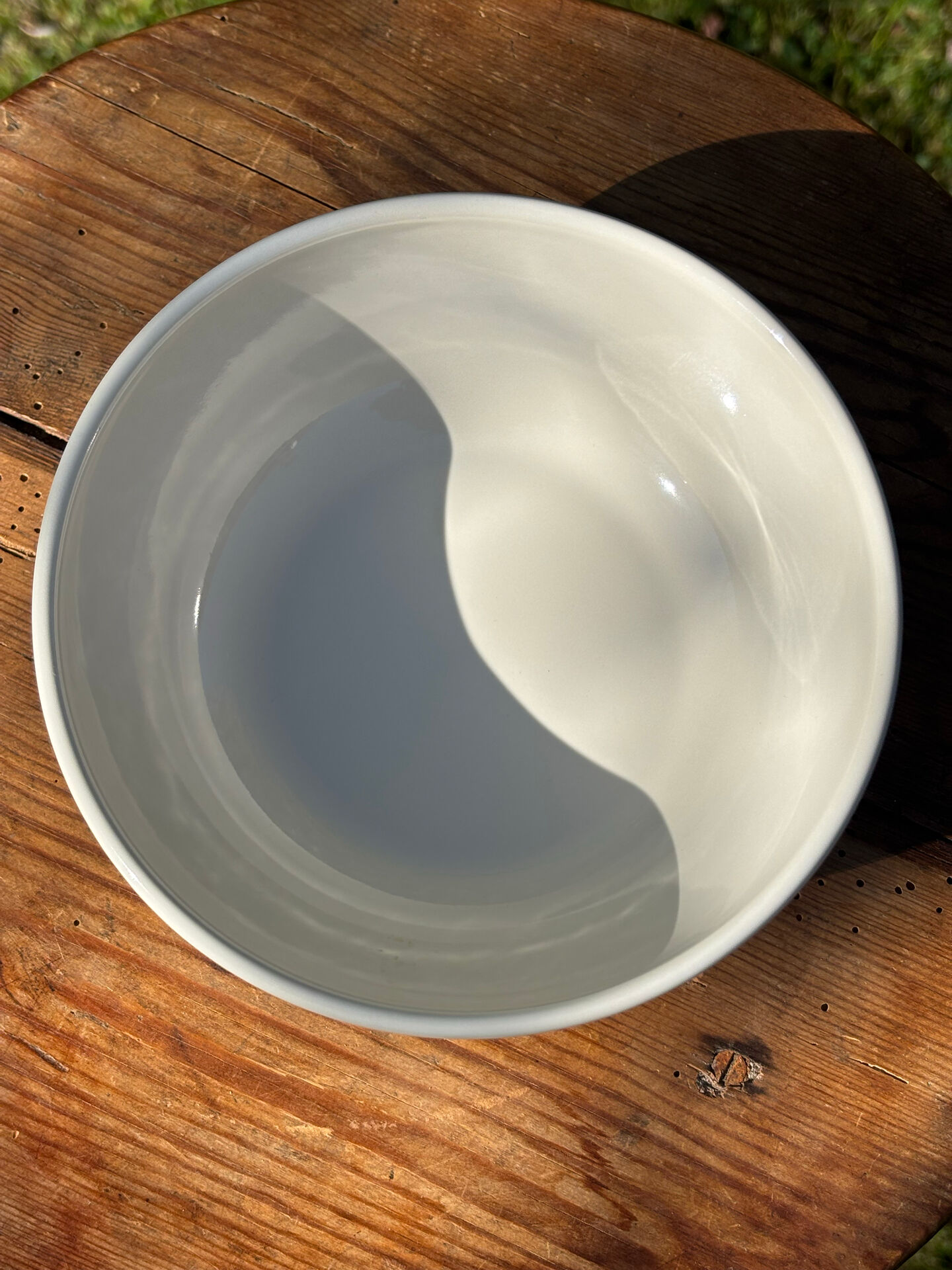 Set of two off-white Emile Henry bowls