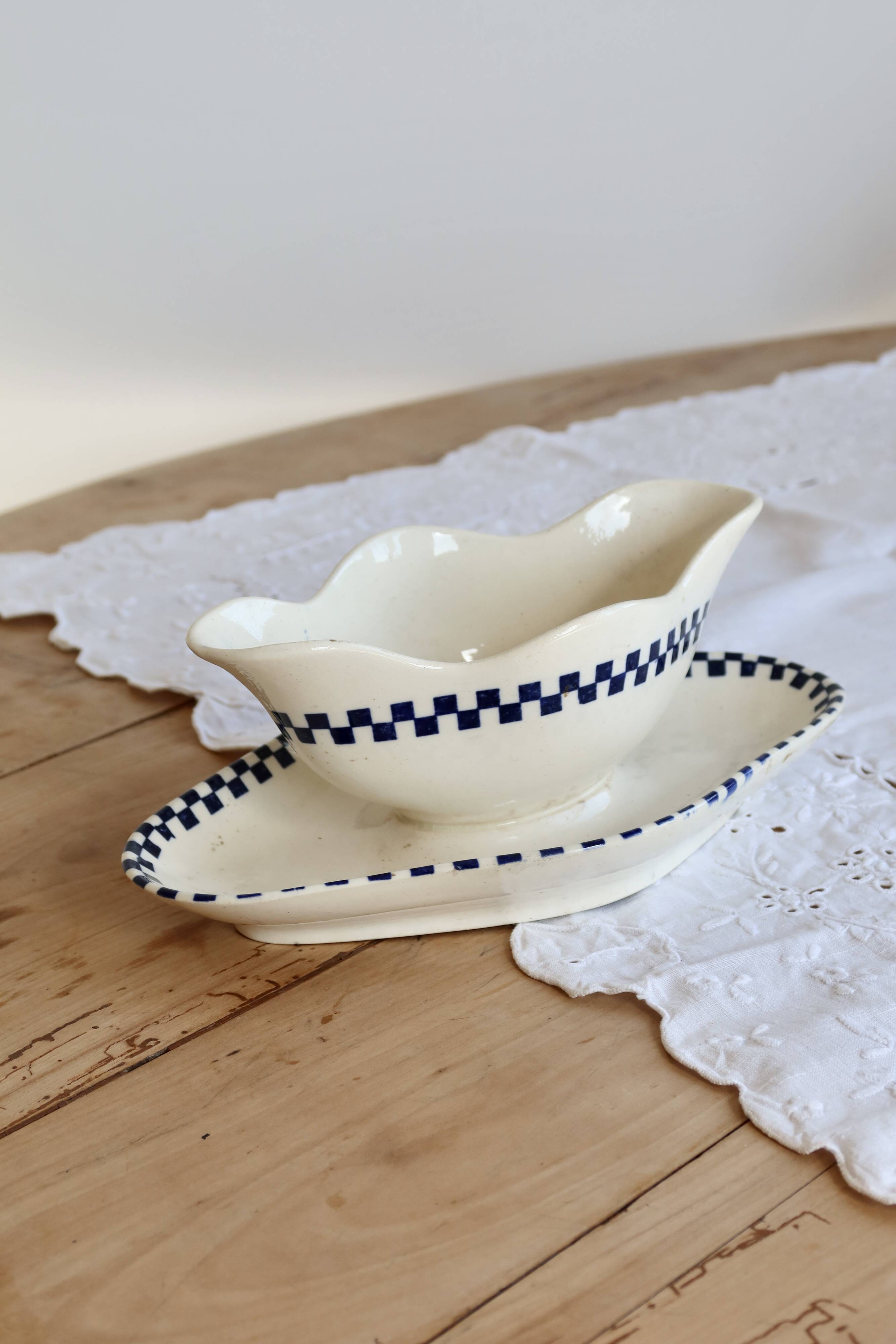 Antique sauce boat in ironstone Salins - Checkerboard model