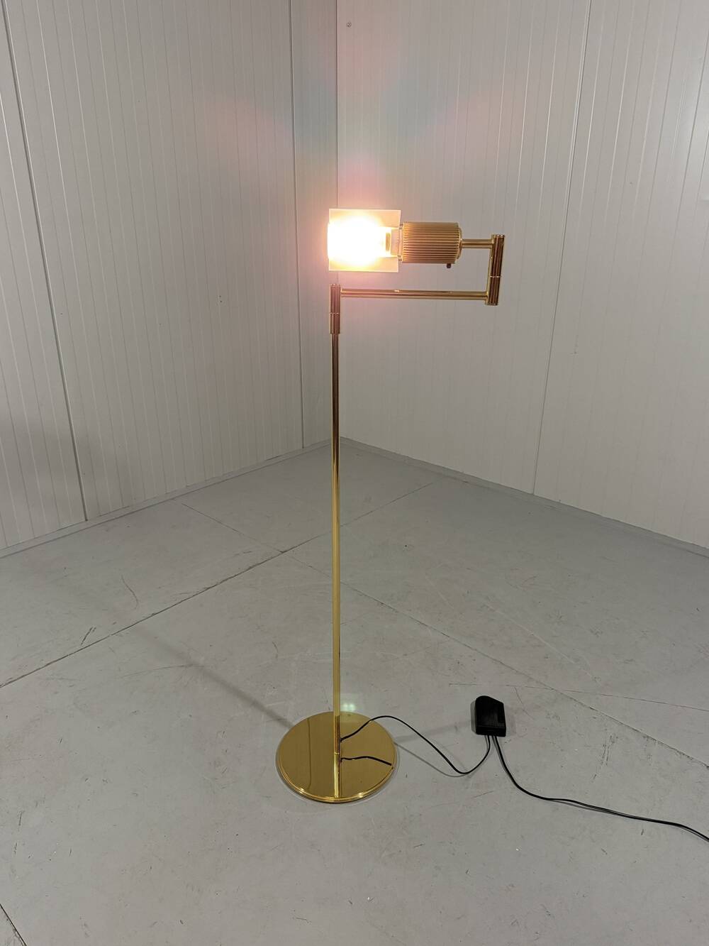 Viktor Frauenknecht brass Haloprofil 878HR floor lamp Swiss Lamps