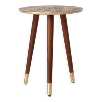 Table d'appoint avec dessus en laiton gaufré fait main : table d'appoint bohème luxe
