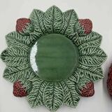 Grande soupière en barbotine fraise avec louche et plateau Bordallo Pienher