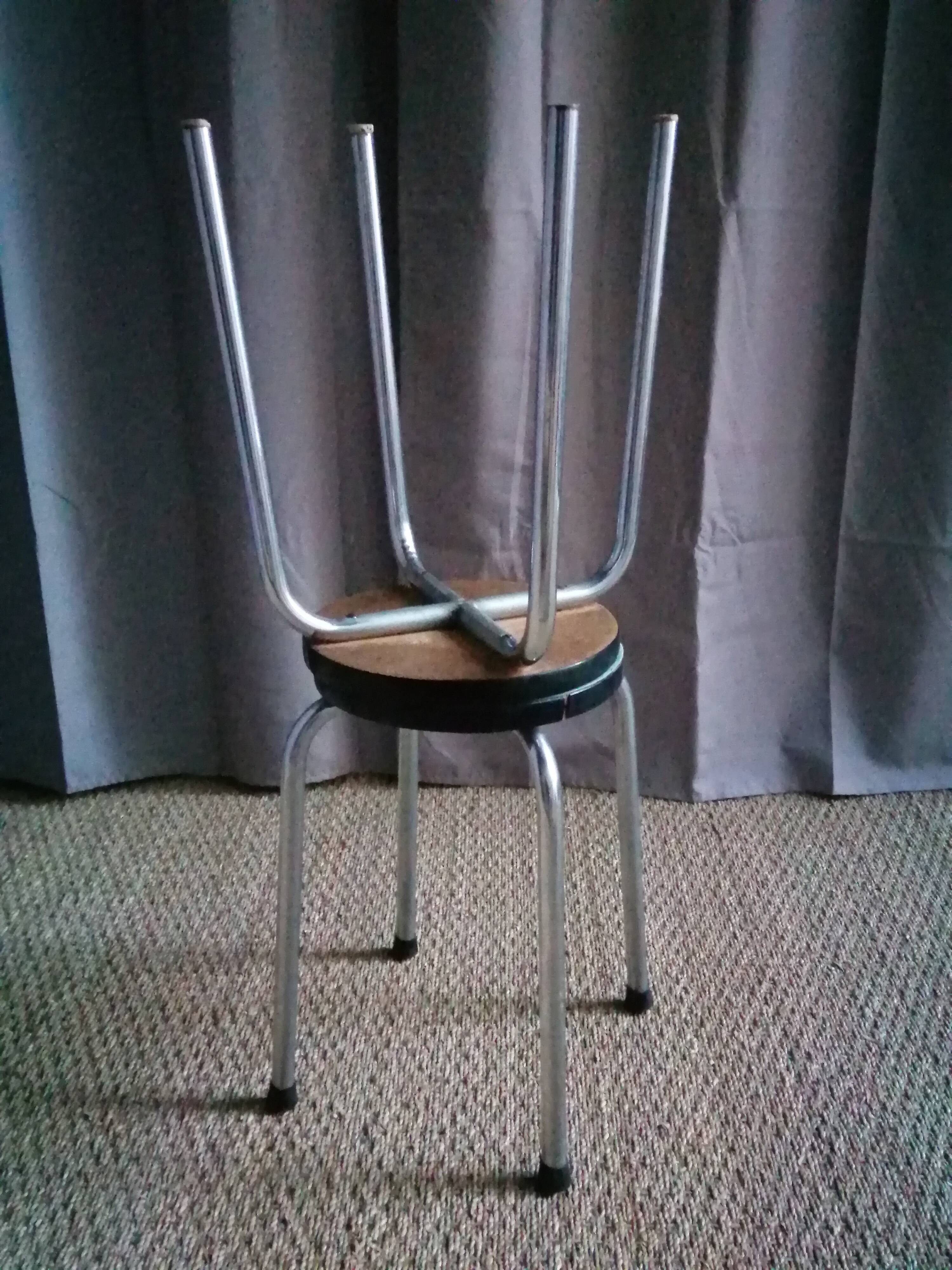 Pair of kitchen stools "vintage"