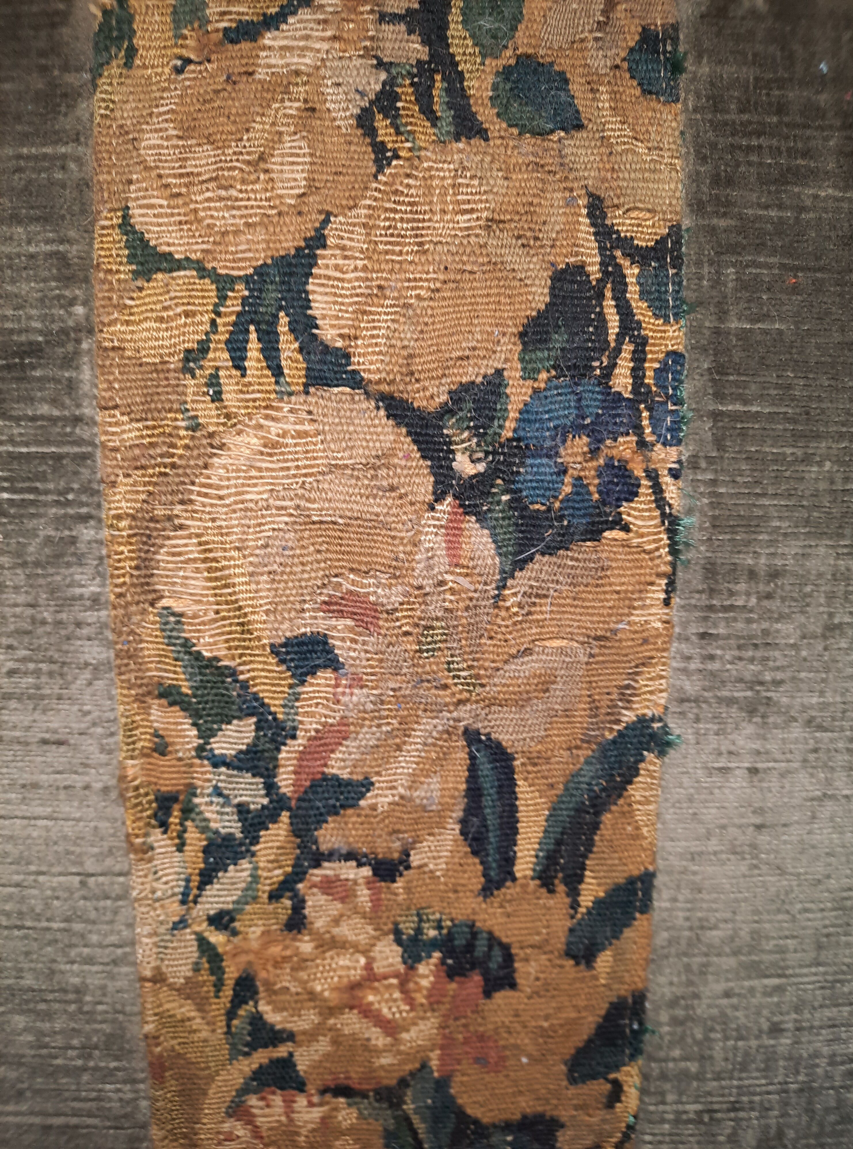 Louis XIII armchair partly upholstered from the 17th sawcum