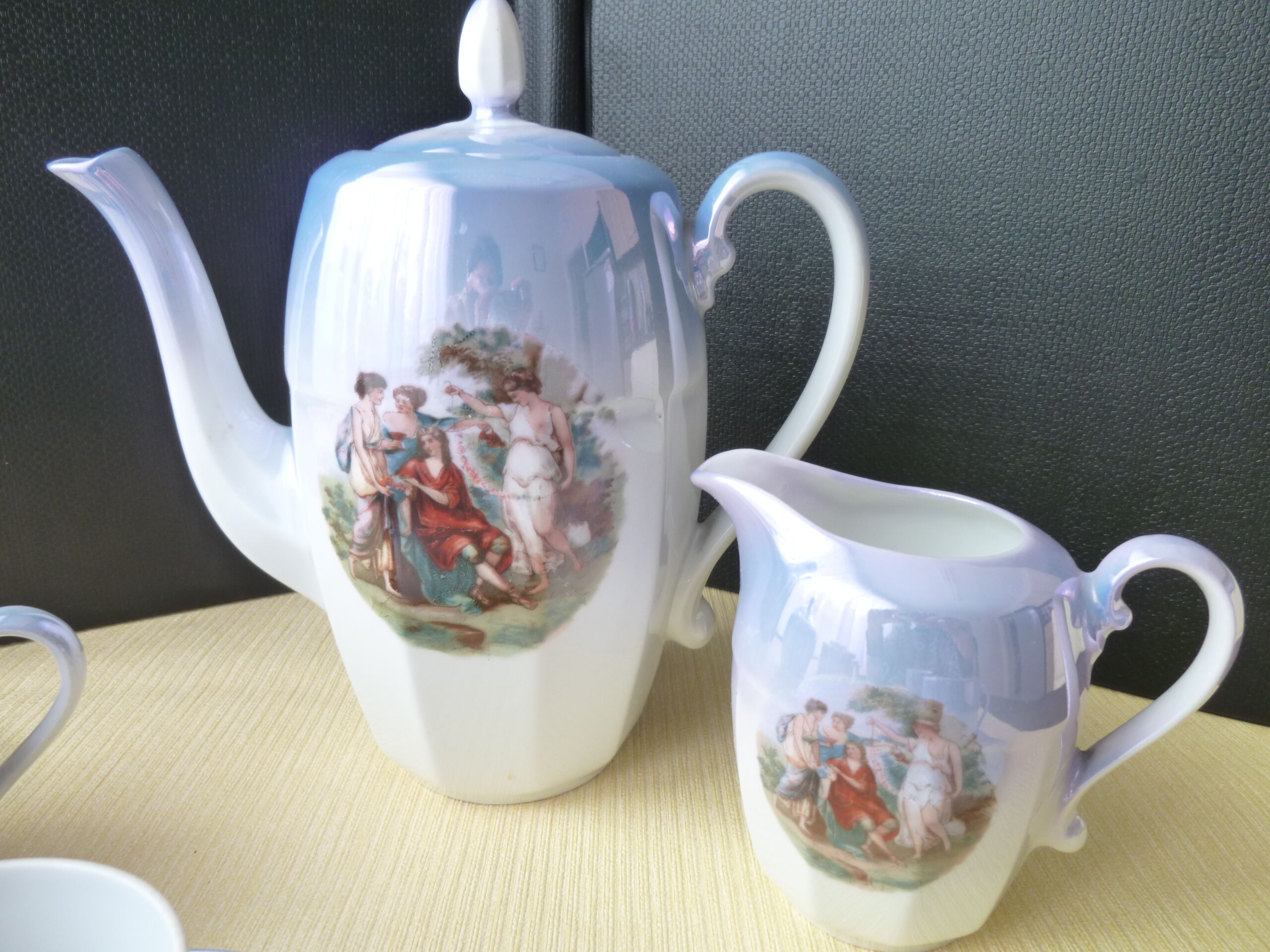 Service à Café Vintage Victoria China - Porcelaine Fine Art Déco - Vert